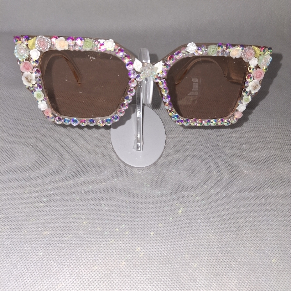 Oversized Pink Rhinestone Cat Eye  Sunglasses Retro Glam